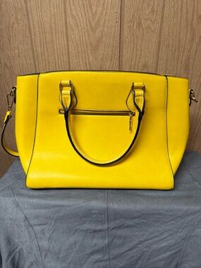 Yellow Leather Tote Bag - Stylish Everyday Carry